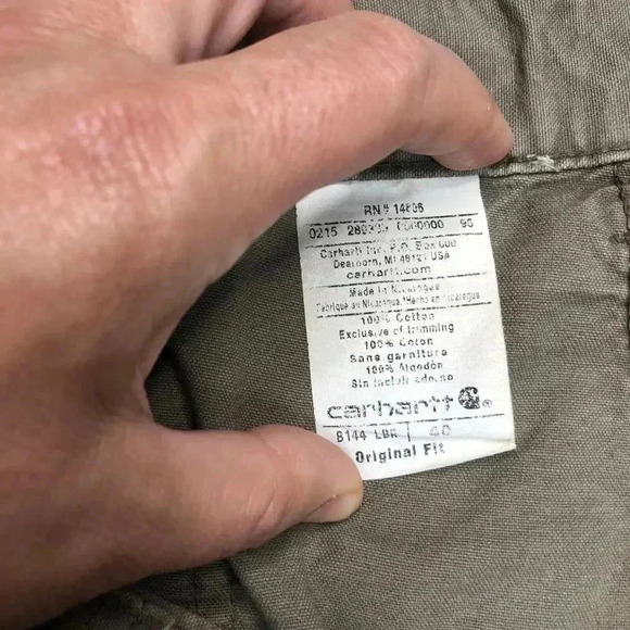 Carhart Mens 40 Cargo Shorts with Defect - Picture 6 of 9